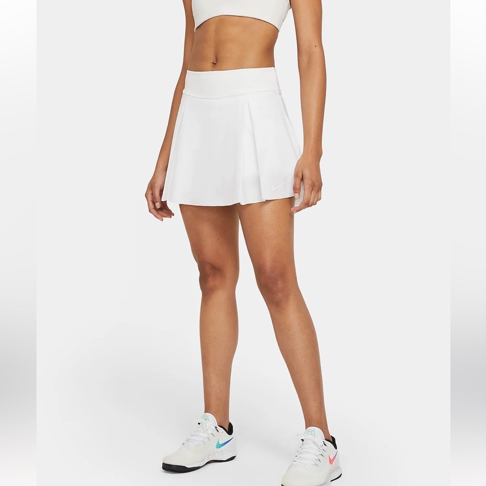 Nike club skirt